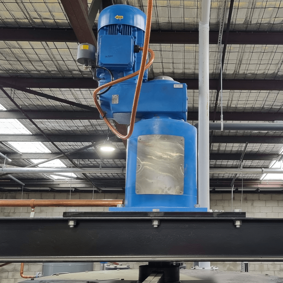 FluidPro LT-10 Top Entry Mixer for a large processing application.